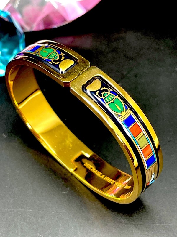 MICHAELA FREY WEIN GOLD-PLATED ENAMEL EGYPTIAN REVIVAL SCARAB CUFF