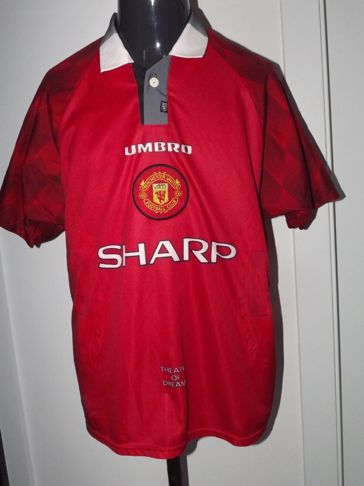 Vintage Rare 1996-98 Manchester United Home Umbro Red (L Vintage Rare 1996-98 Manchester United Home Umbro Red (L