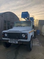 Land Rover Cherry Picker
