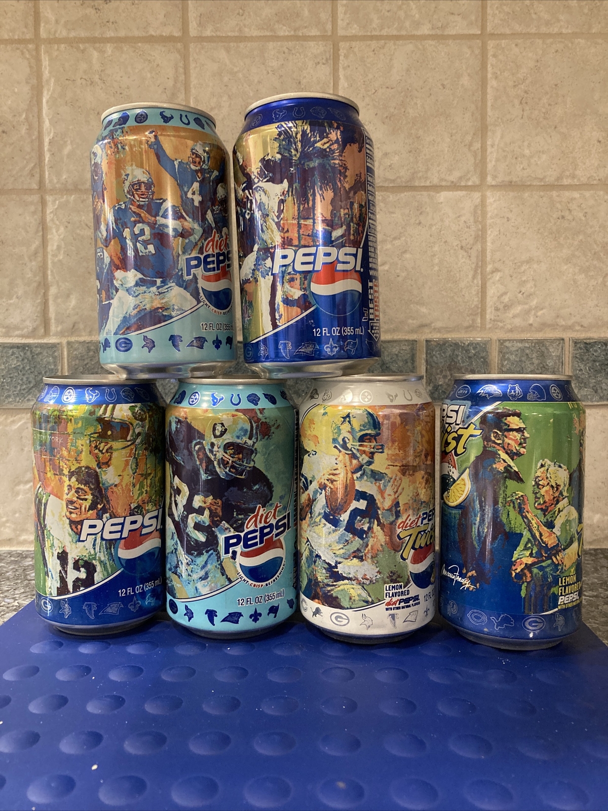 Width css. Алюминиевая банка газировки. Лягушка лейка детская. Can set. Can set.