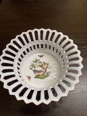 HEREND Rothschild Bird Pierced /  Reticulated Basket With Handles -Mint 7408/Ro