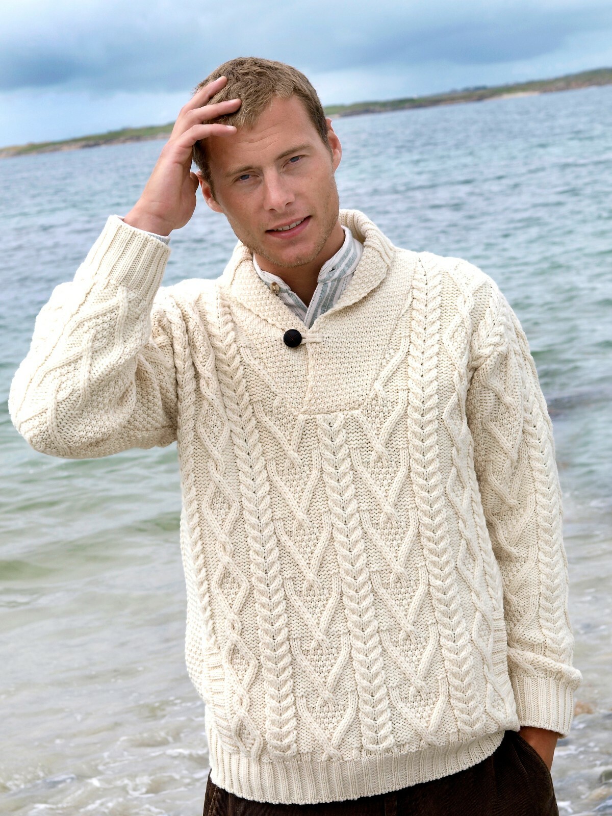 Ирландский мужской кардиган Aran Crafts