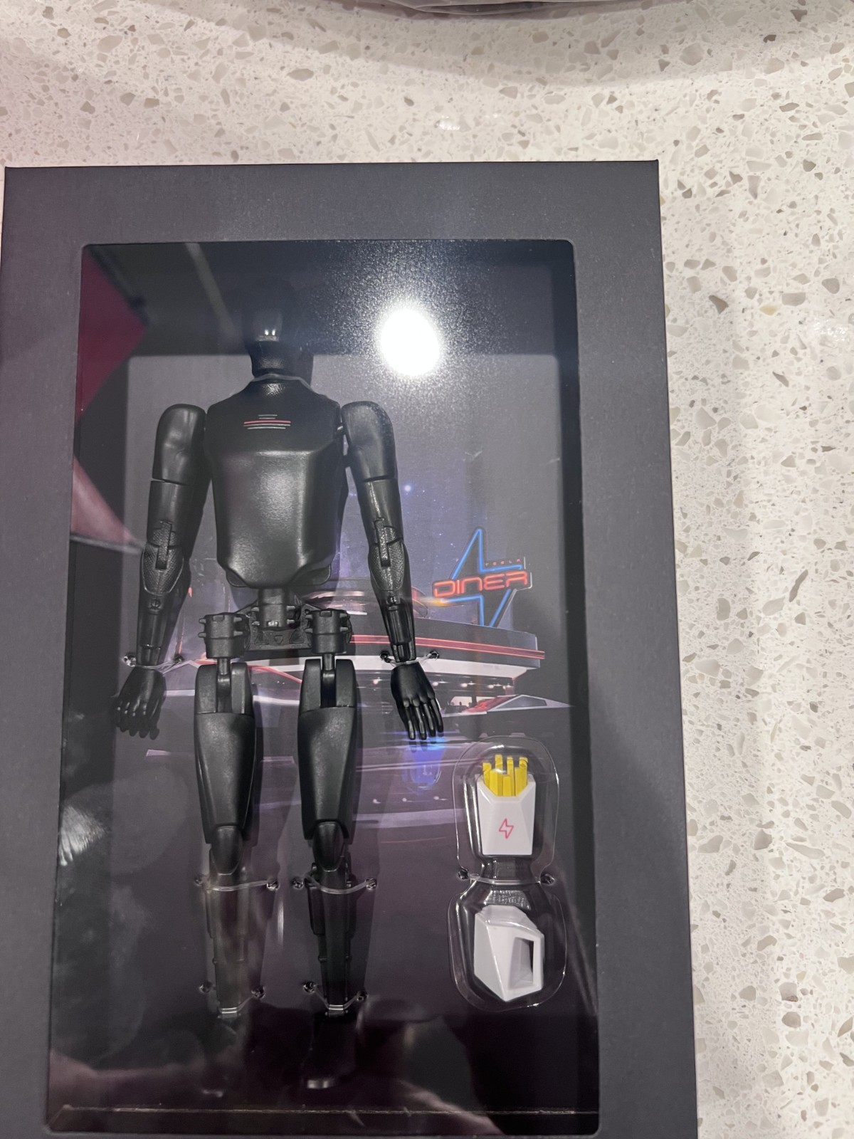 【ダイナー限定】TESLA Bot アクションフィギュア 黒 Tesla Diner Exclusive Black Optimus roBot Figure IN HAND