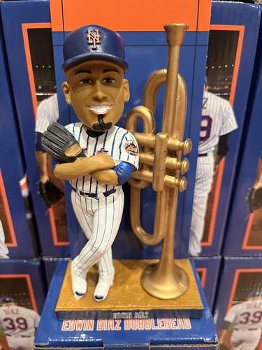 最新エルメス York New Mets 2023 Bobblehead Narco Trumpet Timmy Diaz Edwin スポーツ