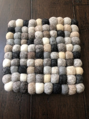 New 7.5” Handmade Gray Felt Balls Cushion Trivet Square Wool Pom Pom Nepal T4
