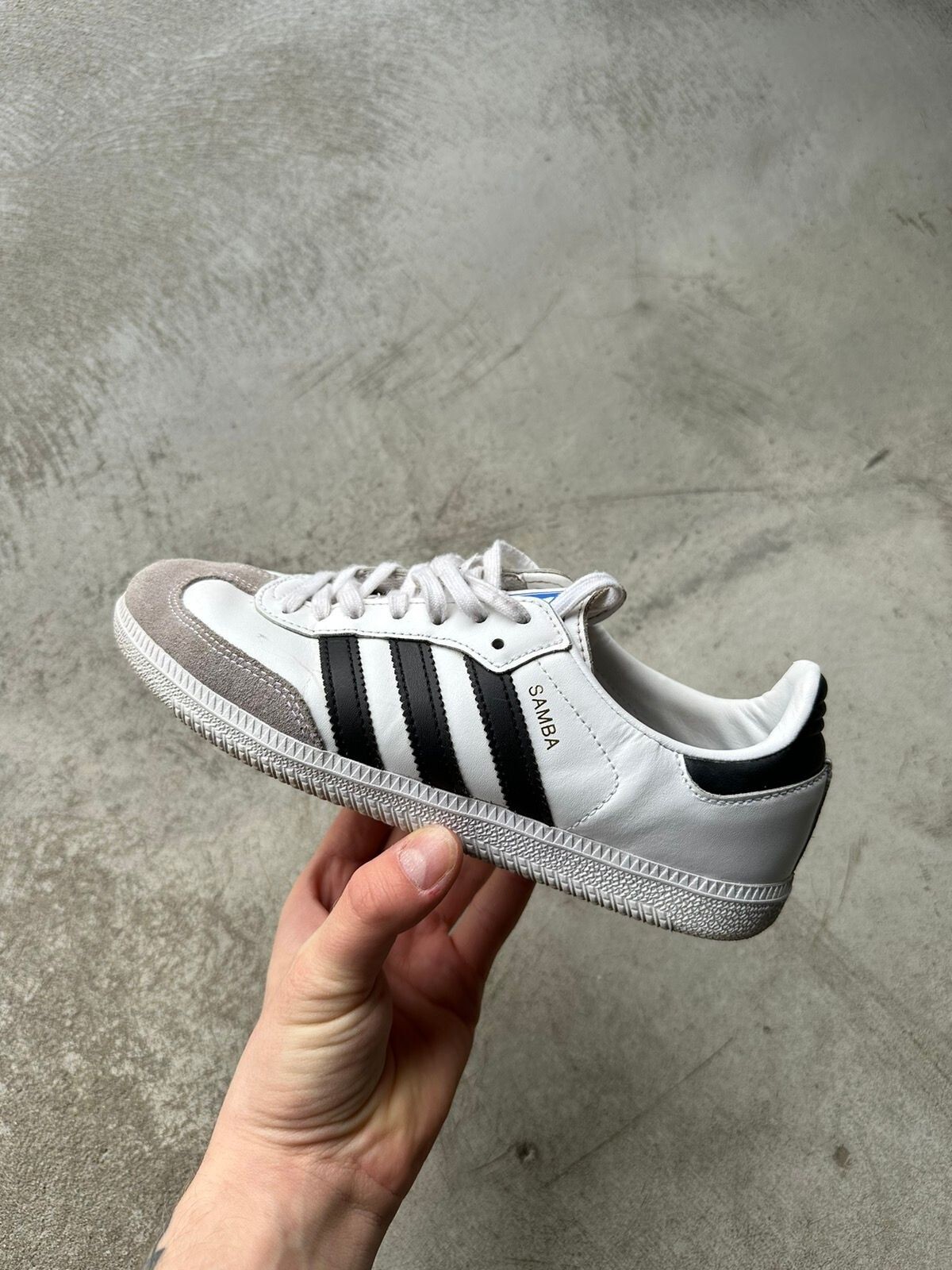 ［美品］adidas Samba ホワイト/グレー　24.5 adidas Samba スニーカー ホワイト グレー - メルカリ
