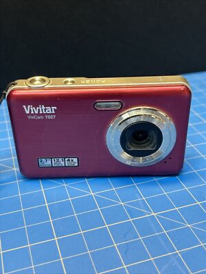 Vivitar ViviCam T027 ~ 12.0MP  4x Zoom ~ Digital Camera ~ Red ~
