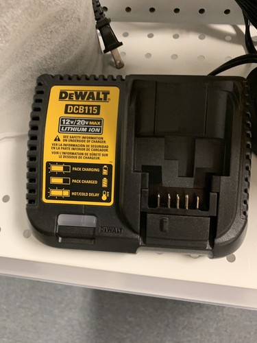 DeWALT DCBL720P1 20V MAX 5.0Ah Li-Ion XR Brushless Blower, Battery Included