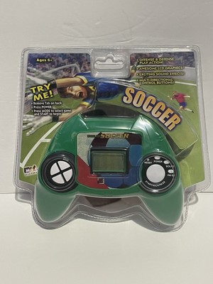 MGA Entertainment Deluxe Sports World Cup Soccer 2002 Handheld Game NEW 