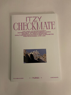 itzy checkmate album Yuna version