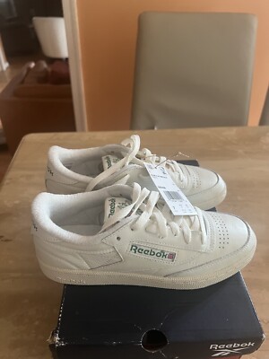 Size 7 - Reebok Club C 85 Vintage Beige 2019