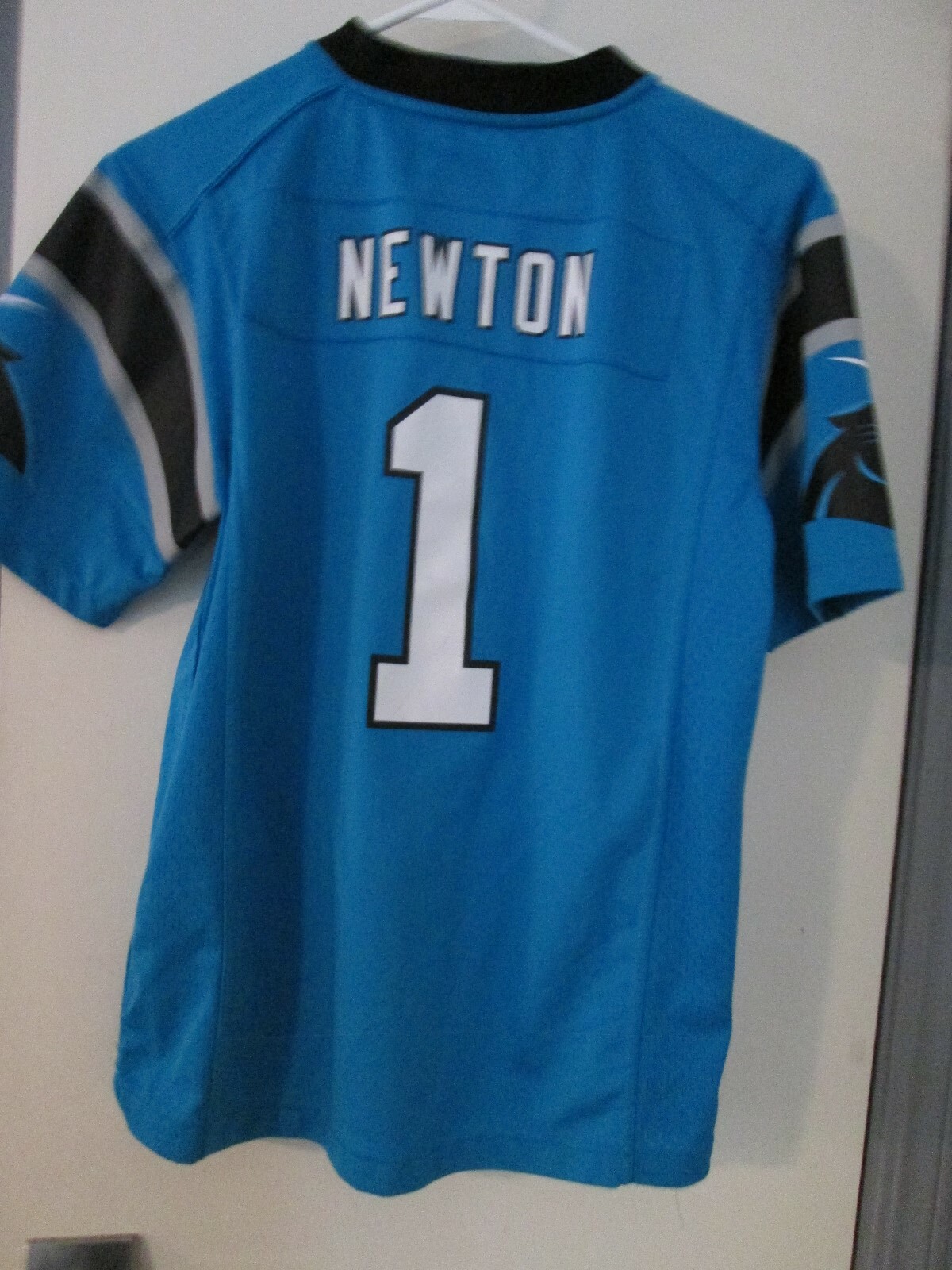 Nike Carolina Panthers Cam Newton #1 NFL Football Jersey Youth Large EUC