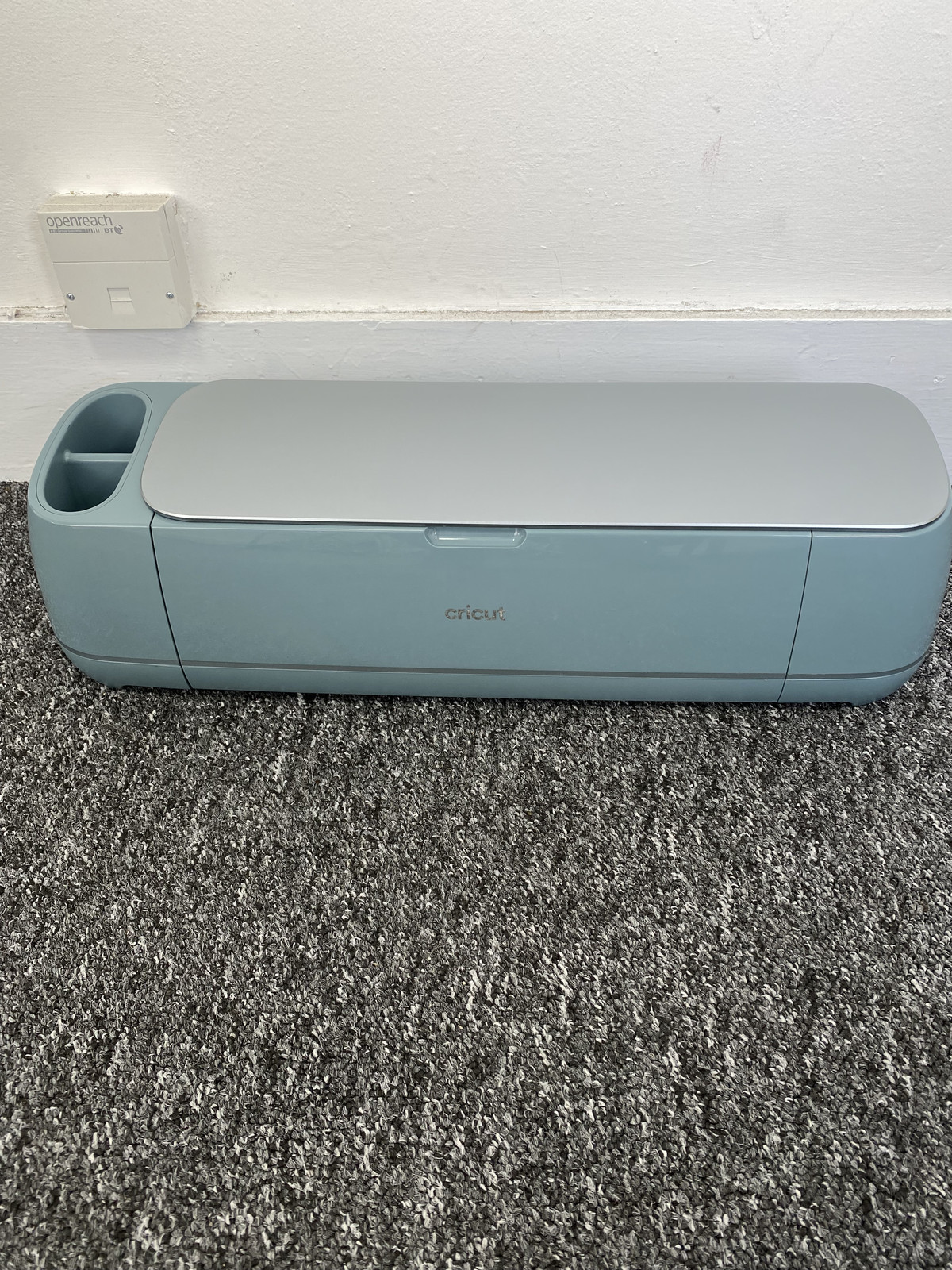 CRICUT MAKER 4 SMART CUTTING MACHINE {FAST SHIPPING}