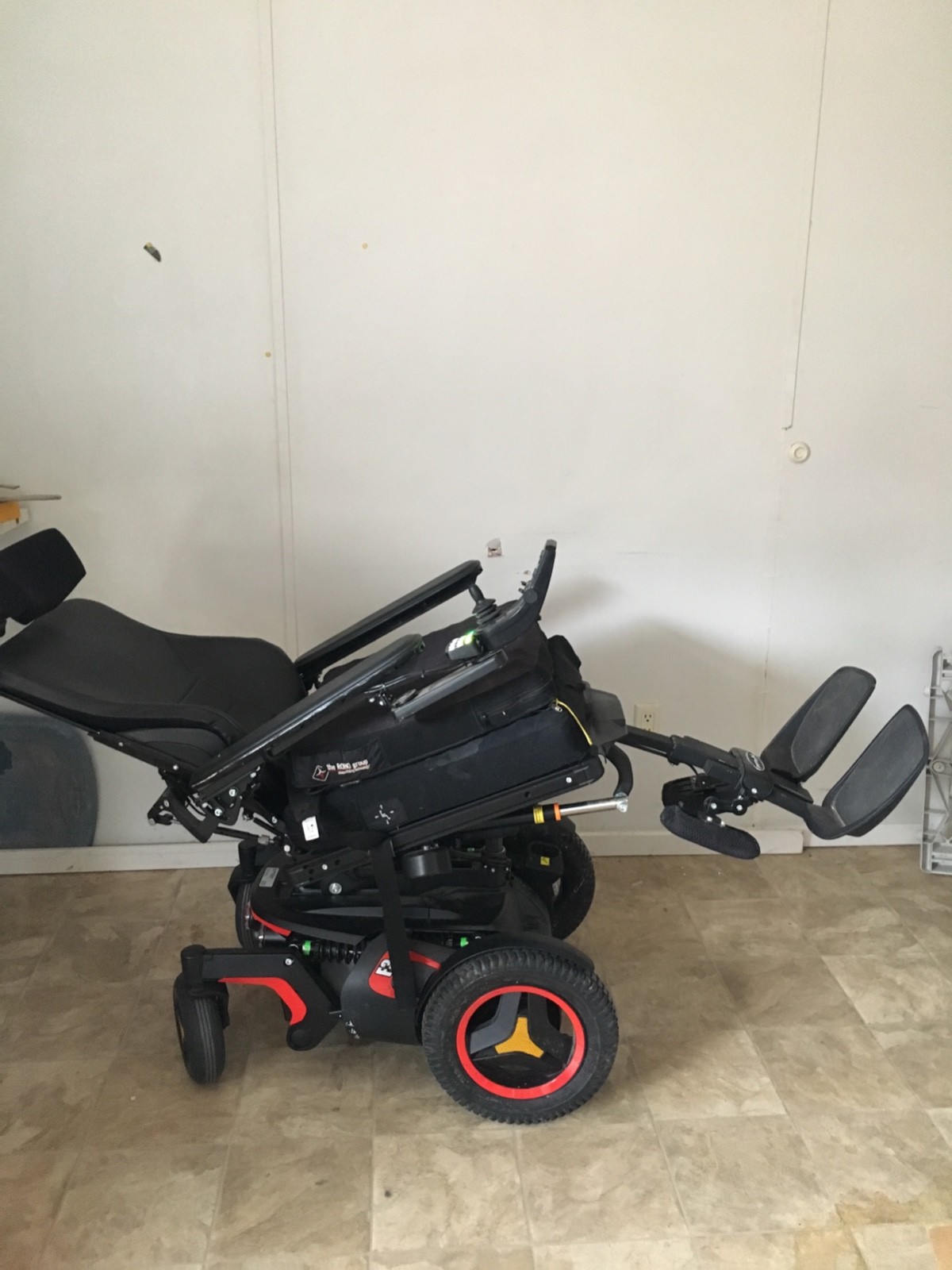 Permobil F3 Powerchair, Power Recline, Leg Rest, Tilt 2017 Model, 7 miles