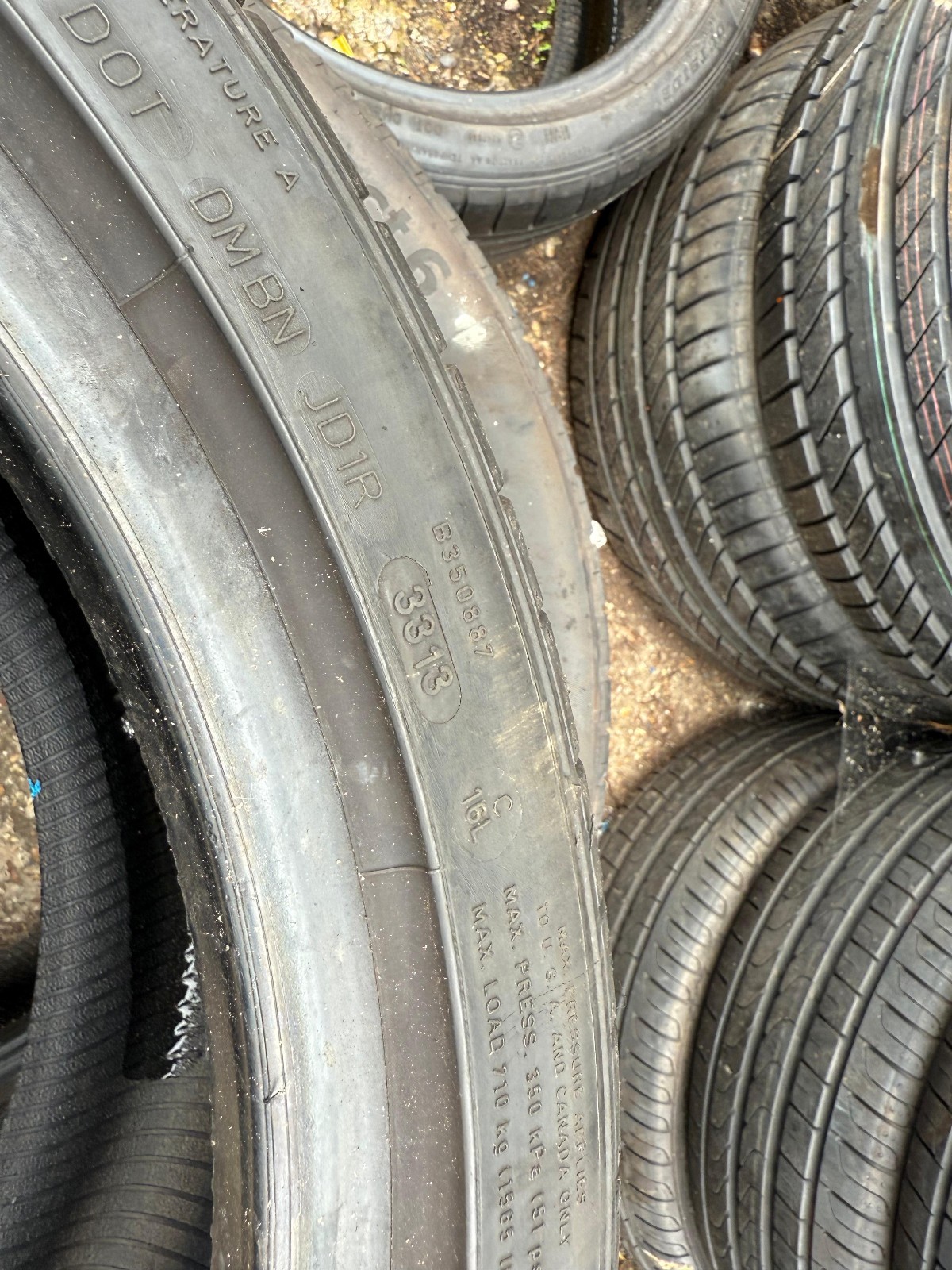 275 35 19 Dunlop RunFlat, 108Y, x2 A Pair 5.3mm (F1_tyres) FOD L3747