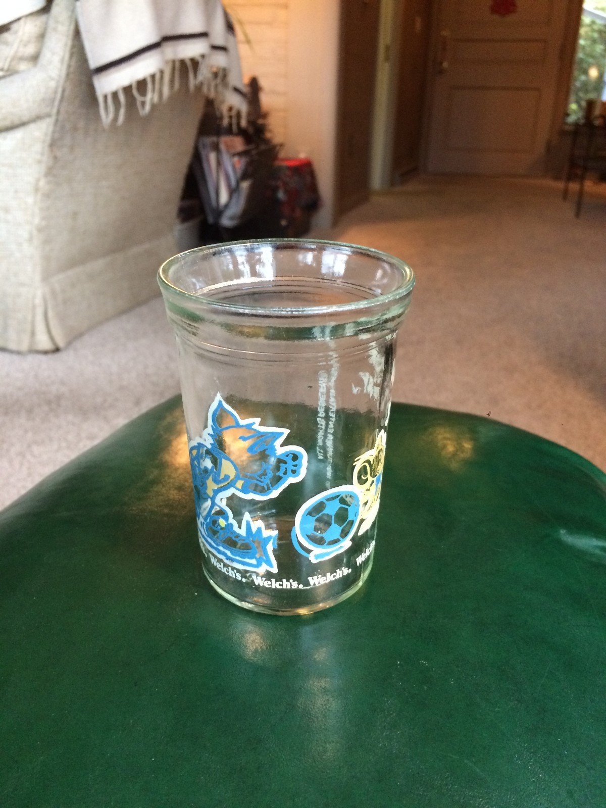 Tom & Jerry 5 jelly glasses early 90s vintage