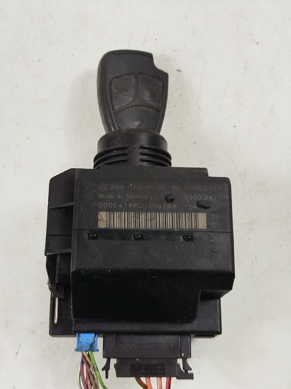 Mercedes-Benz Clk C209 Serrure D'Allumage A2095450908 2.2 Diesel 100kw 2007 2...