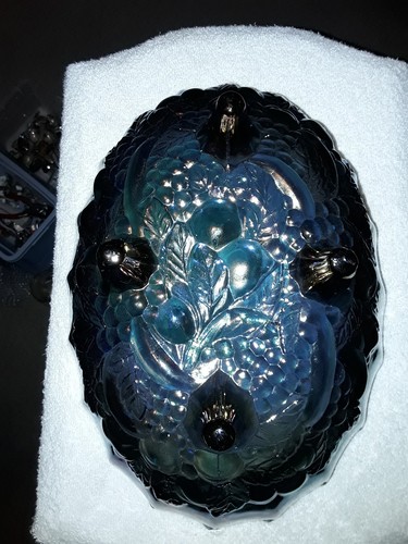 ANTIQUE LARGE CARNIVAL GLASS FOOTED FRUIT BOWL