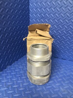 NIB Cooper Crouse-Hinds TMC8302 , 3'' Terminator Cable Fitting