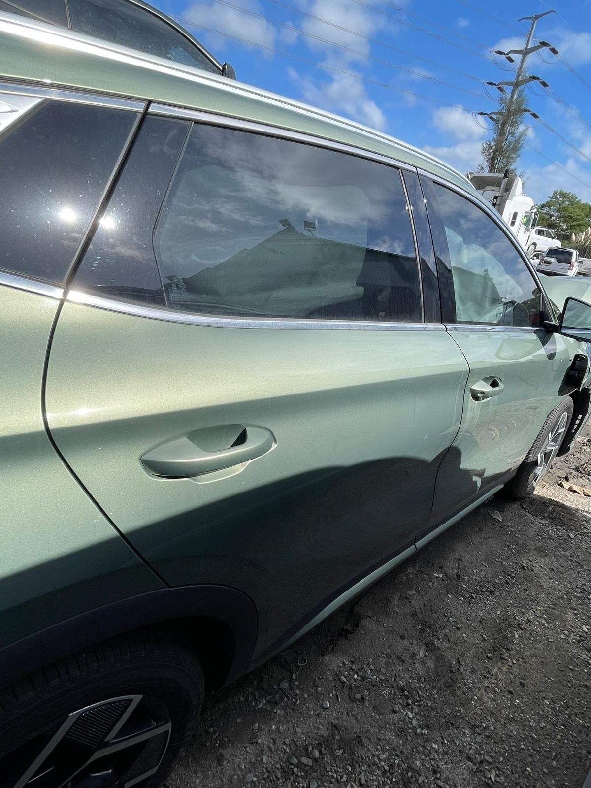 2024 BYD Atto 3 - thumbnail 5