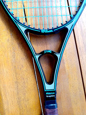Wilson Tennis Racquet STING Midsize Graphite 4 1/4'' LEATHER grip + case VTG