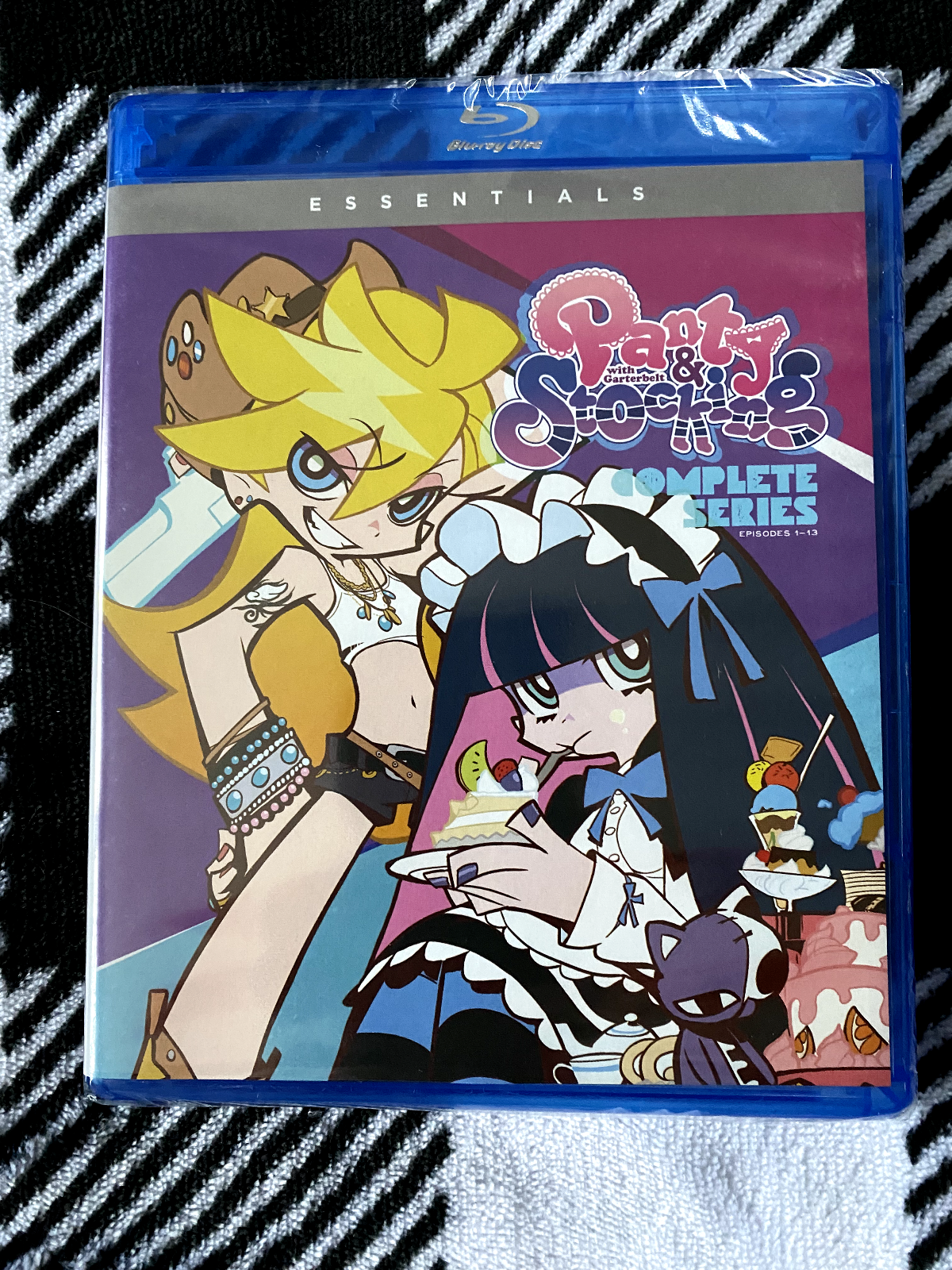 Panty And Stocking With Garterbelt: Complete Series (Blu-ray