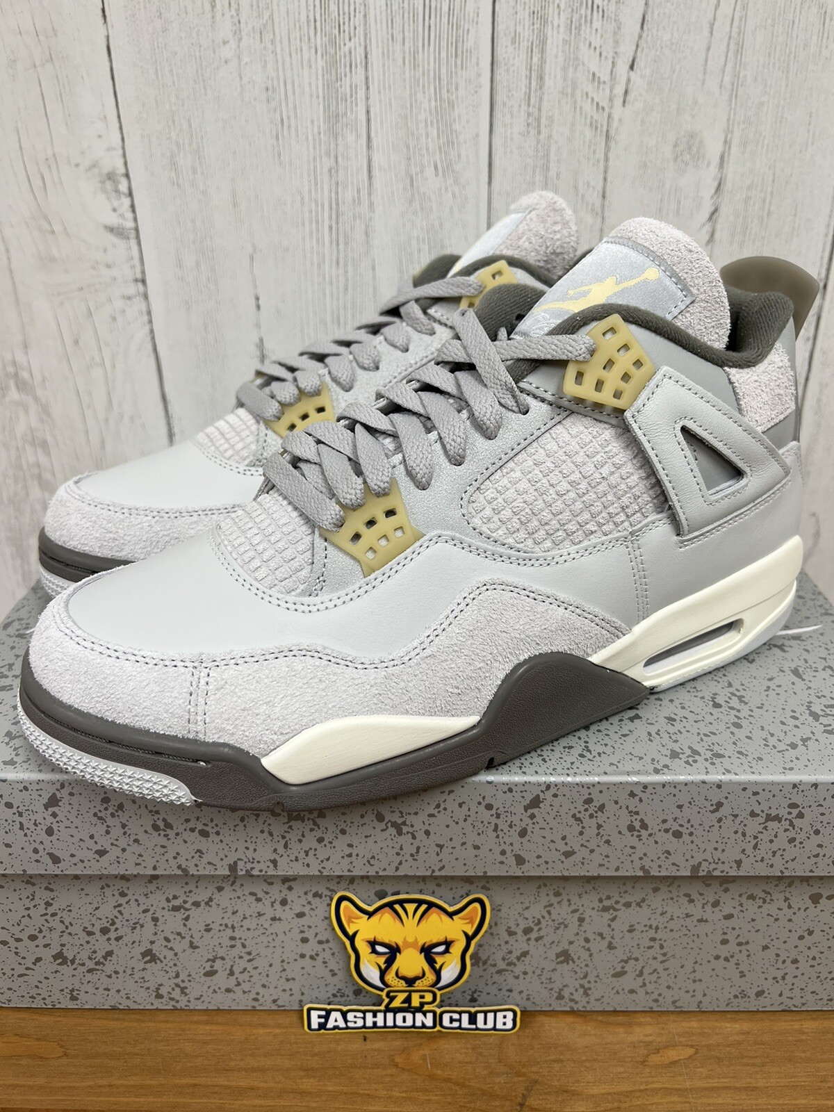 Air Jordan 4 Retro SE Craft Photon Dust DV3742-021 Men Size Air Jordan 4 Retro SE Craft Photon Dust DV3742-021 Men Size