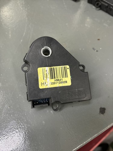 07-14 SIERRA 2500 PICKUP, Air Door Actuator, H9641