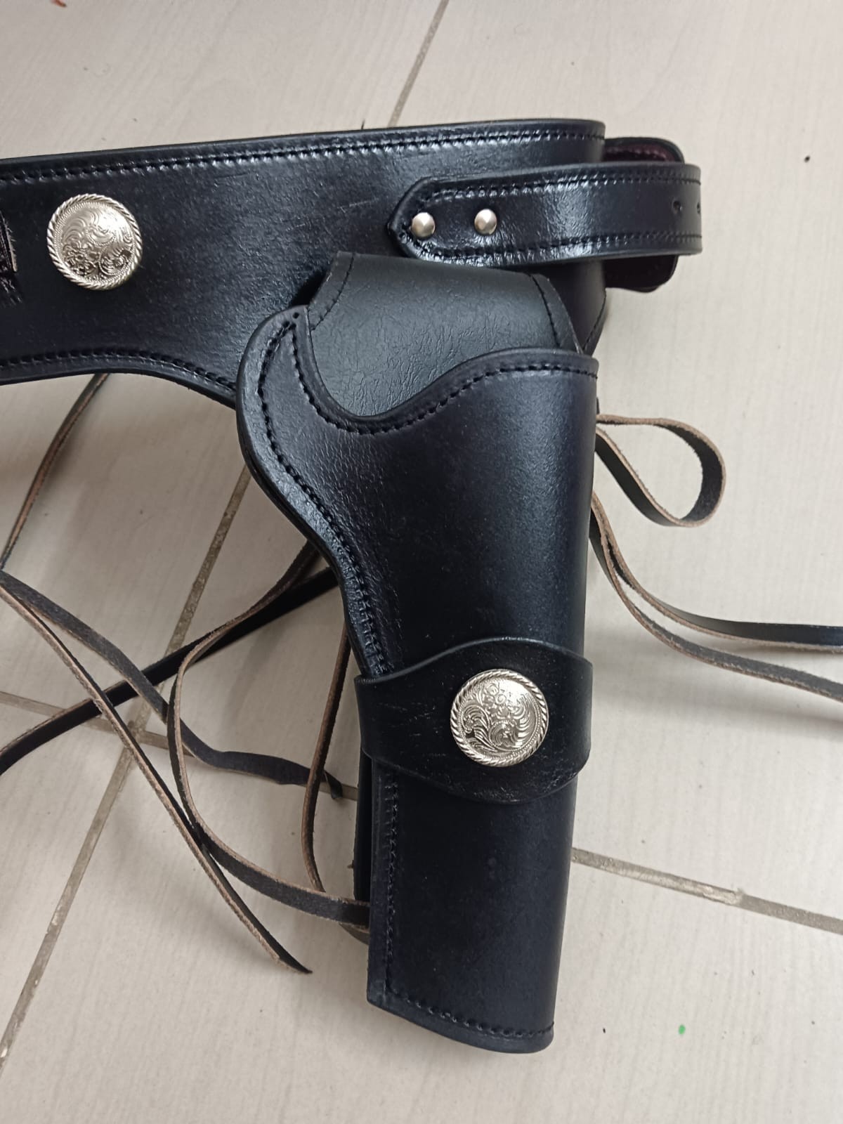 Handmade Genuine Leather Single Gun Holster Belt Carry Holster for Revolver