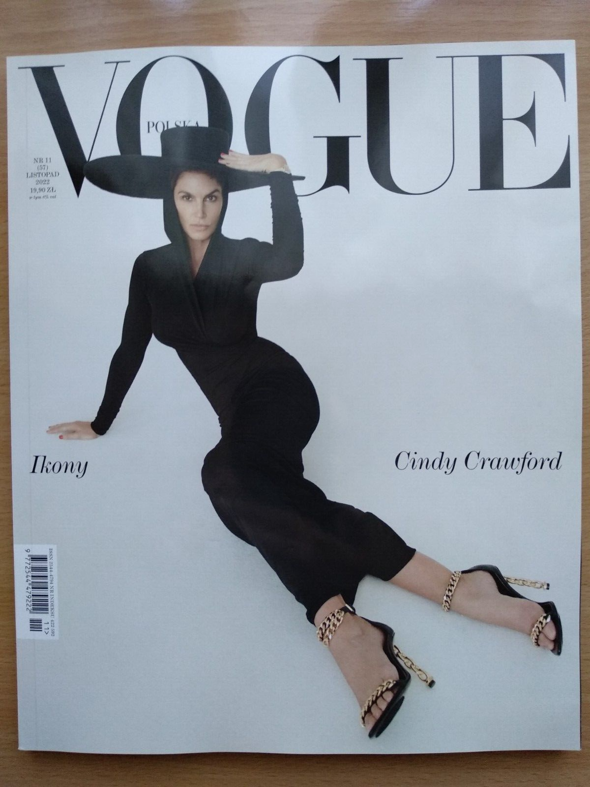 女性情報誌 Vogue Poland November 2023 Cover 2 女性情報誌 Vogue Poland November 2023 Cover 2 Vogue Poland