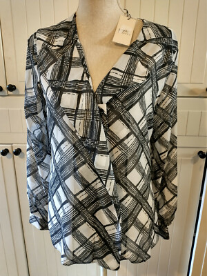 Ladies Chiffon Blouse - Black & White - Papaya Weekend - BNWT - 14