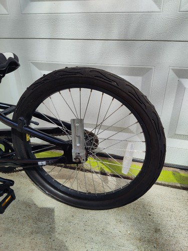 Novara Trail a Bike Tag Along   pilot with hitch