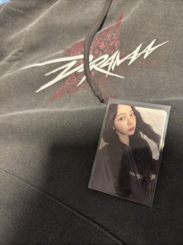aespa WEEK DRAMA CITY POPUP MD HOODIE Black Limited aespa WEEK DRAMA CITY POPUP MD HOODIE Black Limited