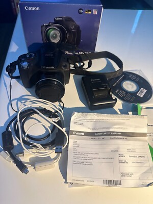 Canon Powershot SX40 HS 12.1 MP Digital Camera W/ Charger Battery & Manual/Box