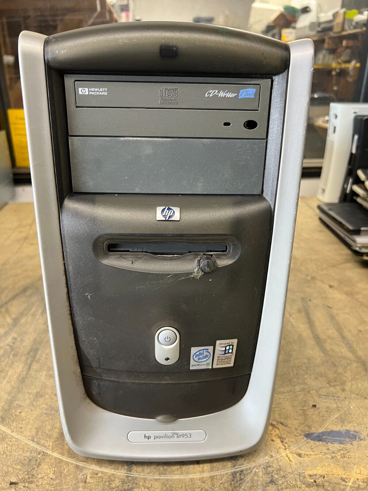VINTAGE HP PAVILION XT953 DESKTOP PC VINTAGE HP PAVILION XT953 DESKTOP PC