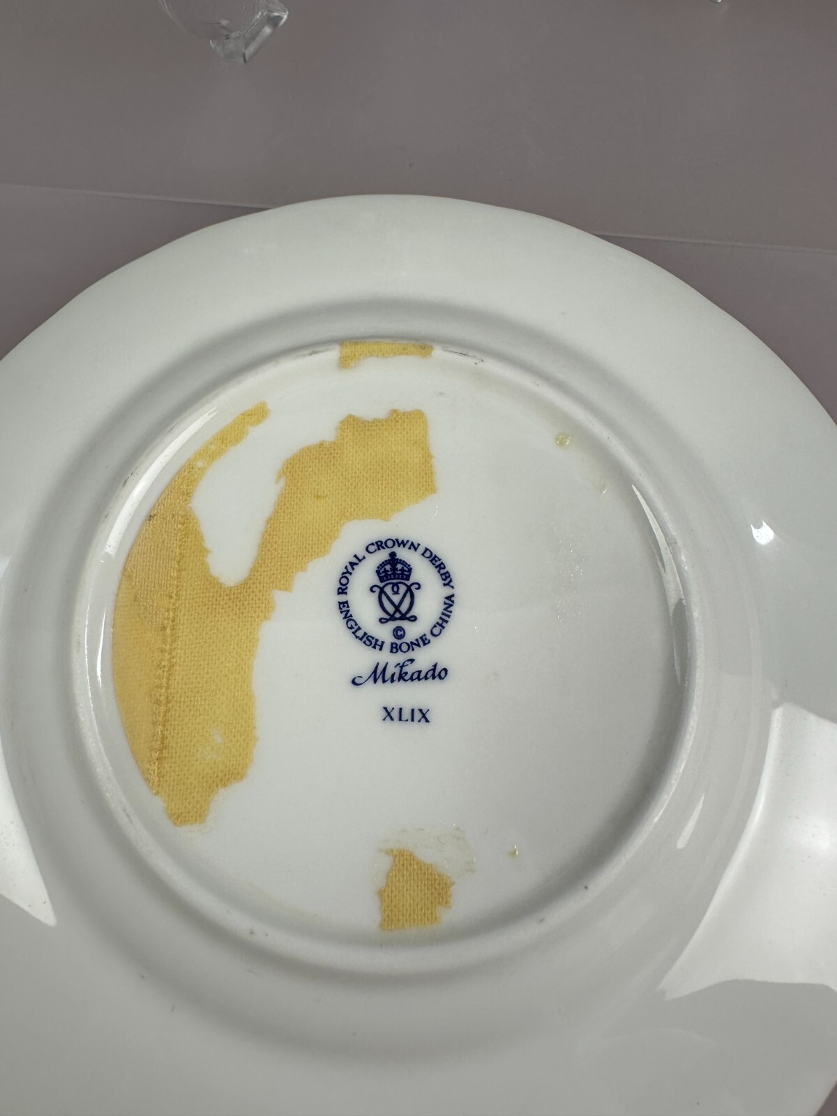 2 x Royal Crown Derby Mikado Tea / Side Plates 16.2 cm Wide Set