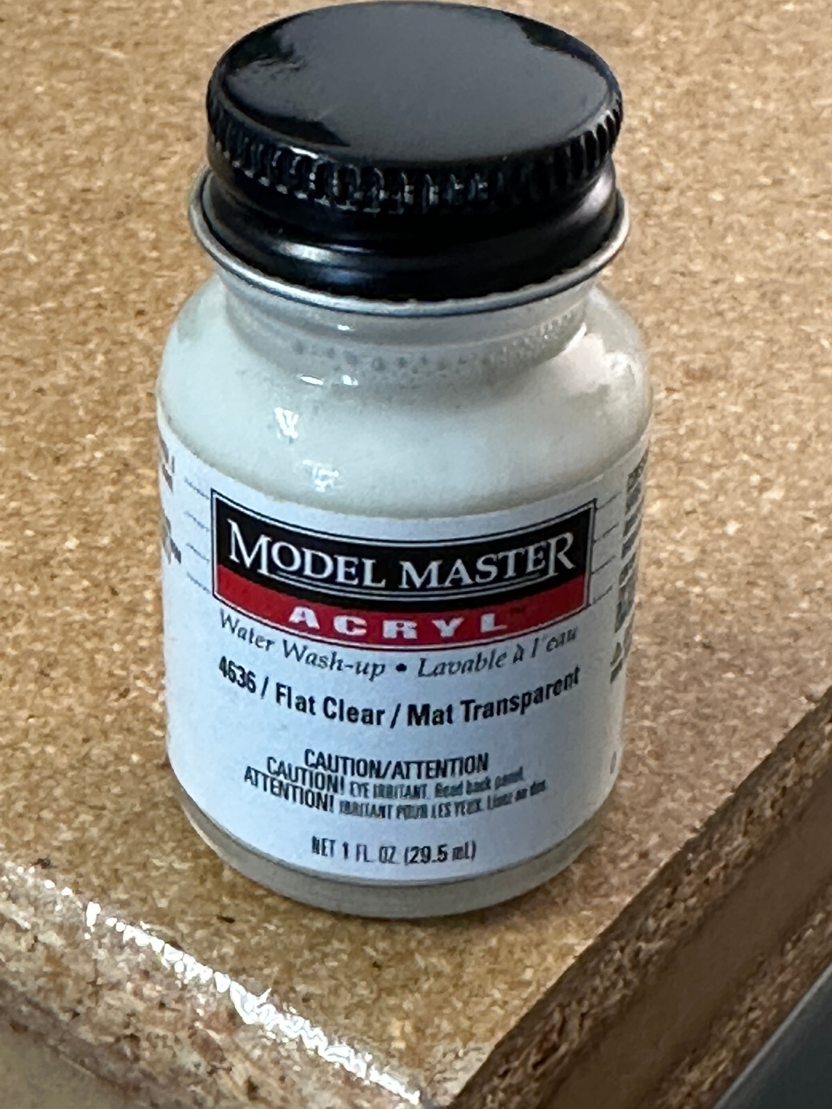 Model Master Acryl Paint (1 oz) - 4636 Flat Clear Model Master Acryl Paint (1 oz) - 4636 Flat Clear
