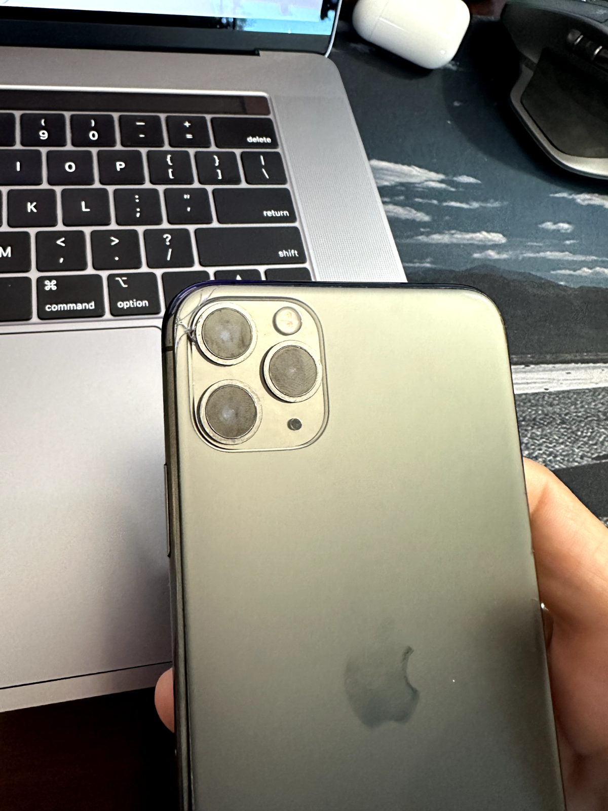 Apple iPhone 11 Pro スペースグレー　64GB Amazon.com: Apple iPhone 11 Pro, 64GB, Space Gray - Unlocked