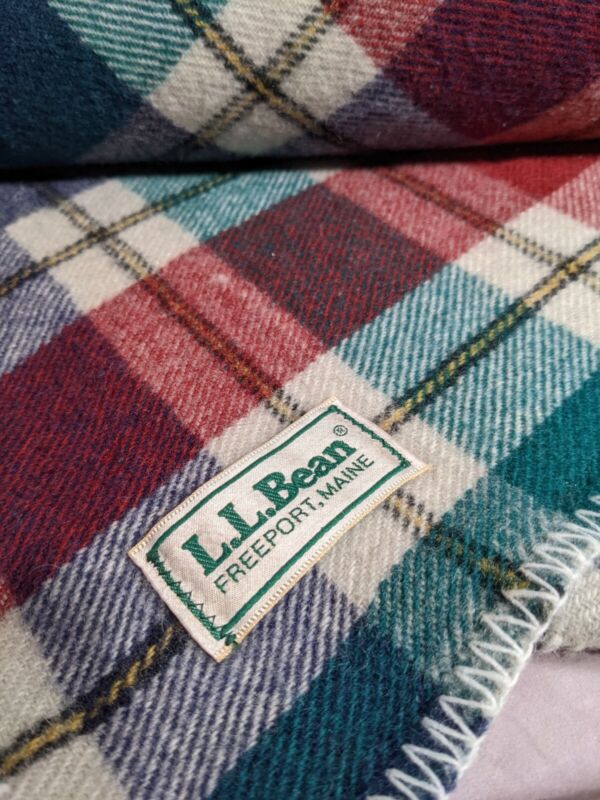 VTG LL Bean Wool Plaid Blanket 90"x92" Queen Size Stitch Finished Edge XL