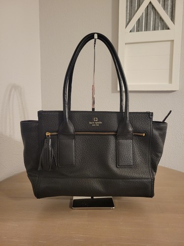 kate spade 黒 レザートートバッグ kate spade new york Bleecker Saffiano Leather Crossbody Tote