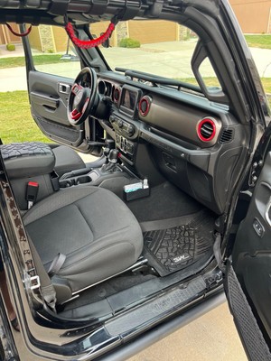image 5 of interior