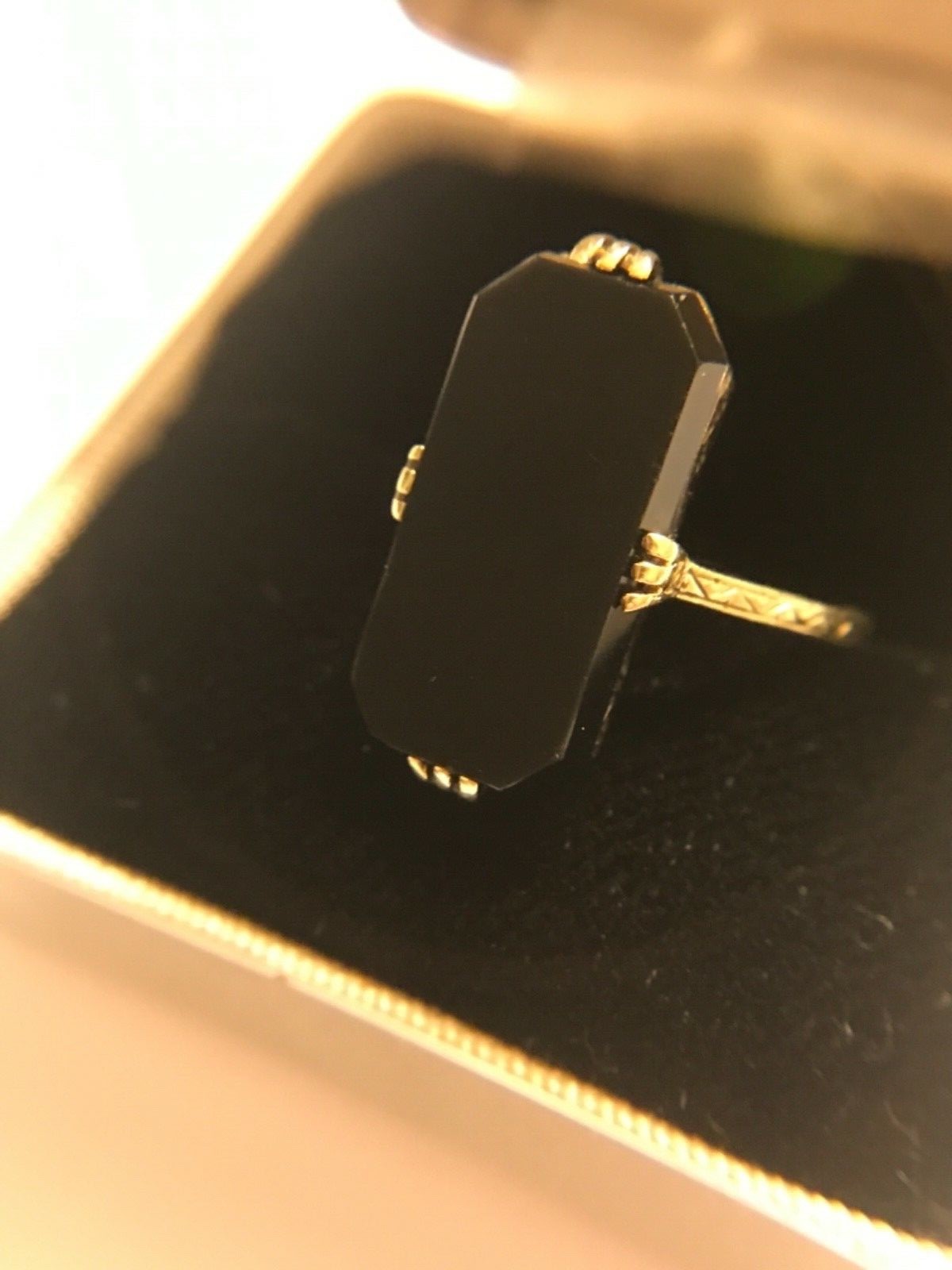 Lovely Victorian Antique 14K Black Onyx Ring Size 7.5