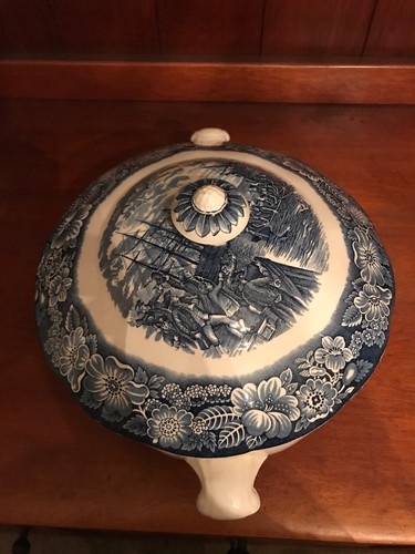 Vintage LIBERTY BLUE Staffordshire Soup Tureen with Lid ~ Boston Tea Party