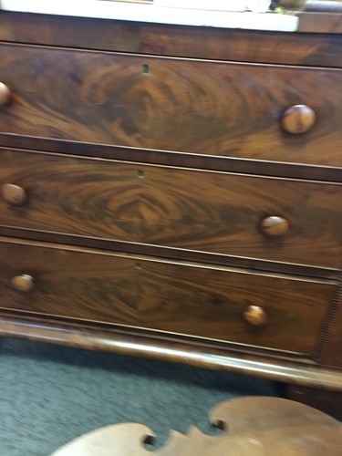 Stunning Ca. 1850 Meeks 3 pc.crotch mahogany bedroom set