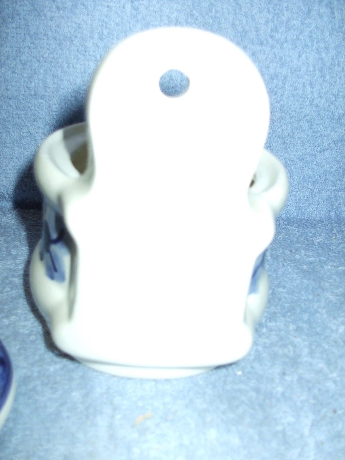 fajans poland POTTERY SALT BOX WITH LID STONEWARE SIGNED VINTAGE WALL OR COUNTER