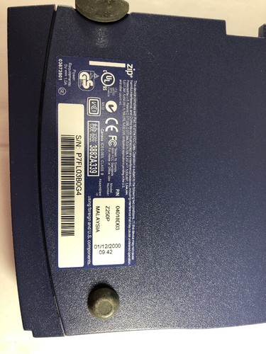 Iomega External Parallel Port Zip Drive 250 With Parallel Cable and Power Supply