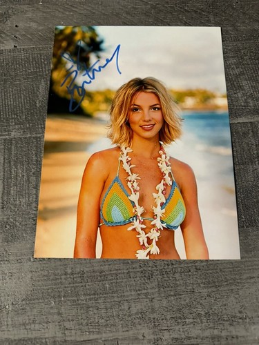ブリトニー・スピアーズ直筆サイン入り超 大型写真…6 ブリトニー・スピアーズ直筆サイン入り超 大型写真\u20266 ブリトニー