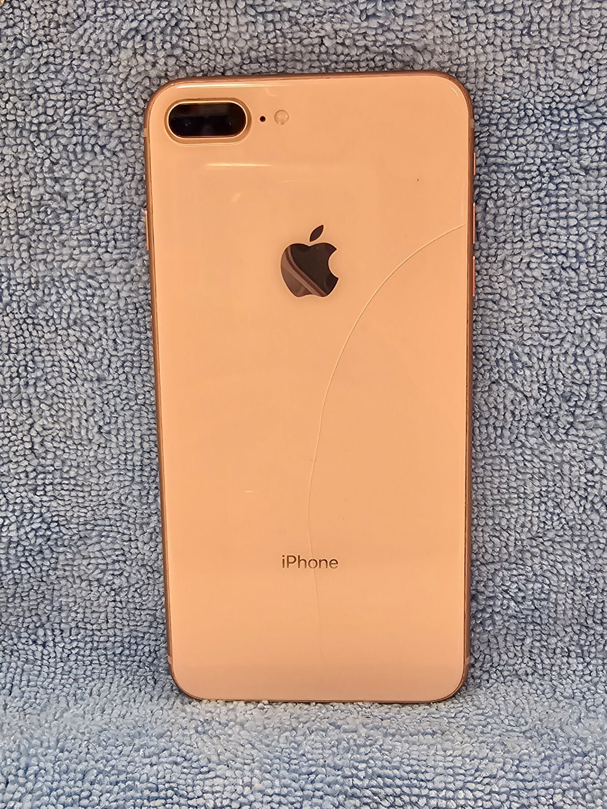 iPhone8Plus ピンクゴールド画面と背面にひびあり　バッテリー100% iPhone8Plus ピンクゴールド画面と背面にひびあり バッテリー100