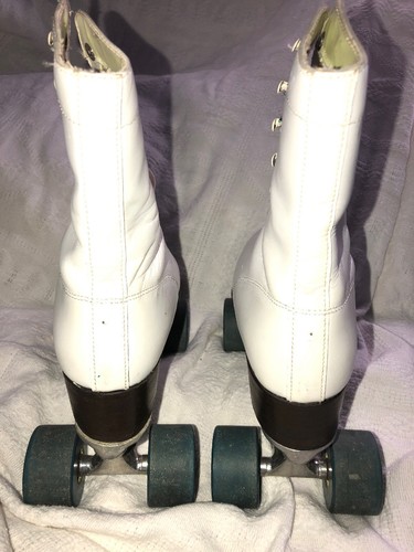 Vintage Sure Grip Super X5 White Rollerskates Sz 8 With Wrench