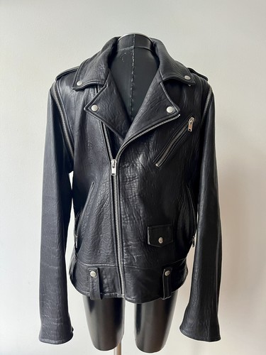 And Vest Size Small